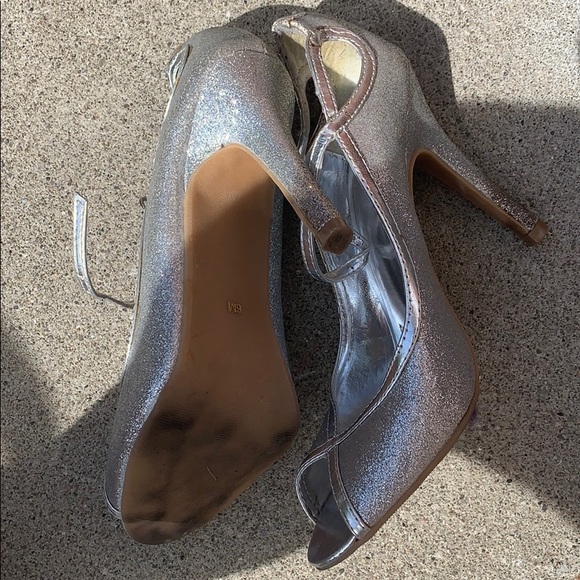 Heels Perfect for a Wedding - Picture 3 of 3